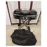 Coleman Propane Grill Like New.