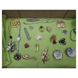 Beautiful Costume Brooches, Knives, Watches +