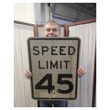 18" X 24" 45 MPH Metal Sign