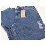 NWT LEVI Jeans 38x32 550 Relaxed