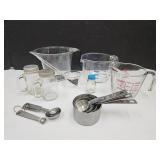 Measure Cups & Spoons, Pyrex 4 C, 2 c, Shakers +