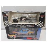 2 Die Cast NASCAR 1:24 Scale Hot Wheels & # 5