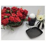 12"x9" Calphalon Griddle/Skillet, Home Decor ++