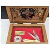 Case XX Collector Knife Peace on Earth Knife Clock