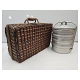 VTG Aluminum Pie / Lunch Carrier & Picnic Basket
