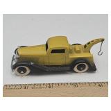 Vintage Tootsie Toy Truck Wrecker VGC 4"L