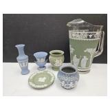 Lot England Wedgwood, Pitcher, Glass Bottle Vase