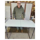 2ft x 4ft Lifetime ADJUSTABLE ht Folding Table