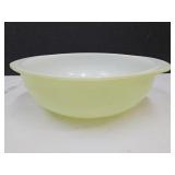 Pyrex Glass Bowl 024 2 QT