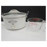 Hamilton Beach Crock Pot & 8 cup Pyrex Measure