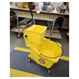 Rubbermaid Commercial Mop Bucket