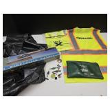 2 Safety Vests,Arrow Tips, ++