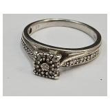 925 Sterling Wedding Ring w Diamond Chips sz8