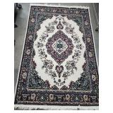 Nice Area Rug 58 x 88"