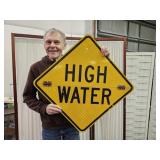 24" Folding HIGH WATER Metal Sign