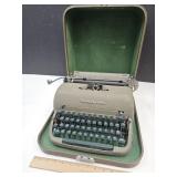 VTG Remington Quiet Type Writter
