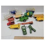 John Deere Walkie Talkie, Metal Nylint Trailer+