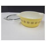 Vintage Pyrex #472 Bowl w/Lid Lid has nic