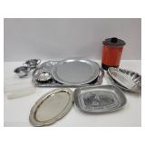 West Bend Hot Pot & Wilton Tray +