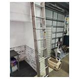 16 ft  Aluminum Extension Ladder 200 LB CAP