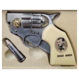 Gun & Ammo Knife  JESSE JAMES