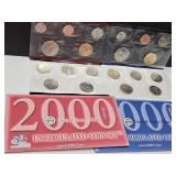 2000 US Mint UNC Coin Sets P & D