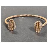 10 KG Over Jewelers Bronze Seashell Bracelet