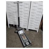 Like New 2 Ton Hydrolic Floor Jack