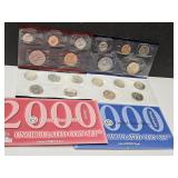 2000 US Mint UNC Coin Sets P & D