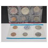 1970 UNC Set w Silver Half Dollar Coin
