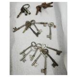 Lot of Skeleton Keys