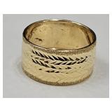 10K Gold Diamond Cut Band  JTV Ring SZ 9