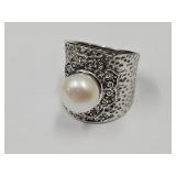 Sz. 8 Pearl Sterling Silver RIng