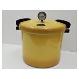 VTG 70's Presto 12 QT Pressure Cooker