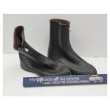 MY WIFE DOES ALL THE DRIVING&  SZ 13 Rubber Boots