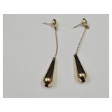 14k Gold  Dangle Earrings 2.57g