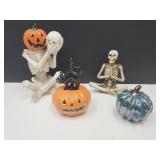 Halloween Decor Skeletons & Pumpkins 1 Lights up