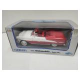 Welly Diecast 1/18 Scale 55 Olds Mobile Super 88