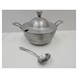 Wilton Aluminium 8.5' w/Lid