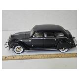 Signature 1/18th Scale 1936 Chrysler Airflow