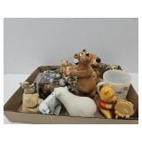 Lot of Figurines, MIckey Mouse, Garfield+