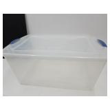 66 QT Clear Storage Tote Lid has Crack