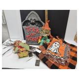 Halloween Decor & Outdoor Sign