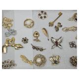 Costume Jewelry Brooches / Pins