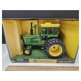 JOHN DEERE  6030 1/16 SMetal  Toy Tractor W Box