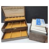 Vintage Dresser Box, File Box w/4x6 Cards