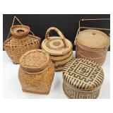 Vintage Lot Nice Baskets Home Decor up to 10.5h