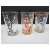 Vuintage Swanky Swig Juice Glasses Archie  & Bugs