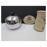 Pottery w/Makers Mark, Penguin Hot/Cold Server+