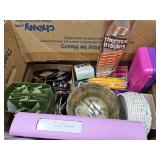 Box- Thermal Insoles, Sunglasses, Pennies ++